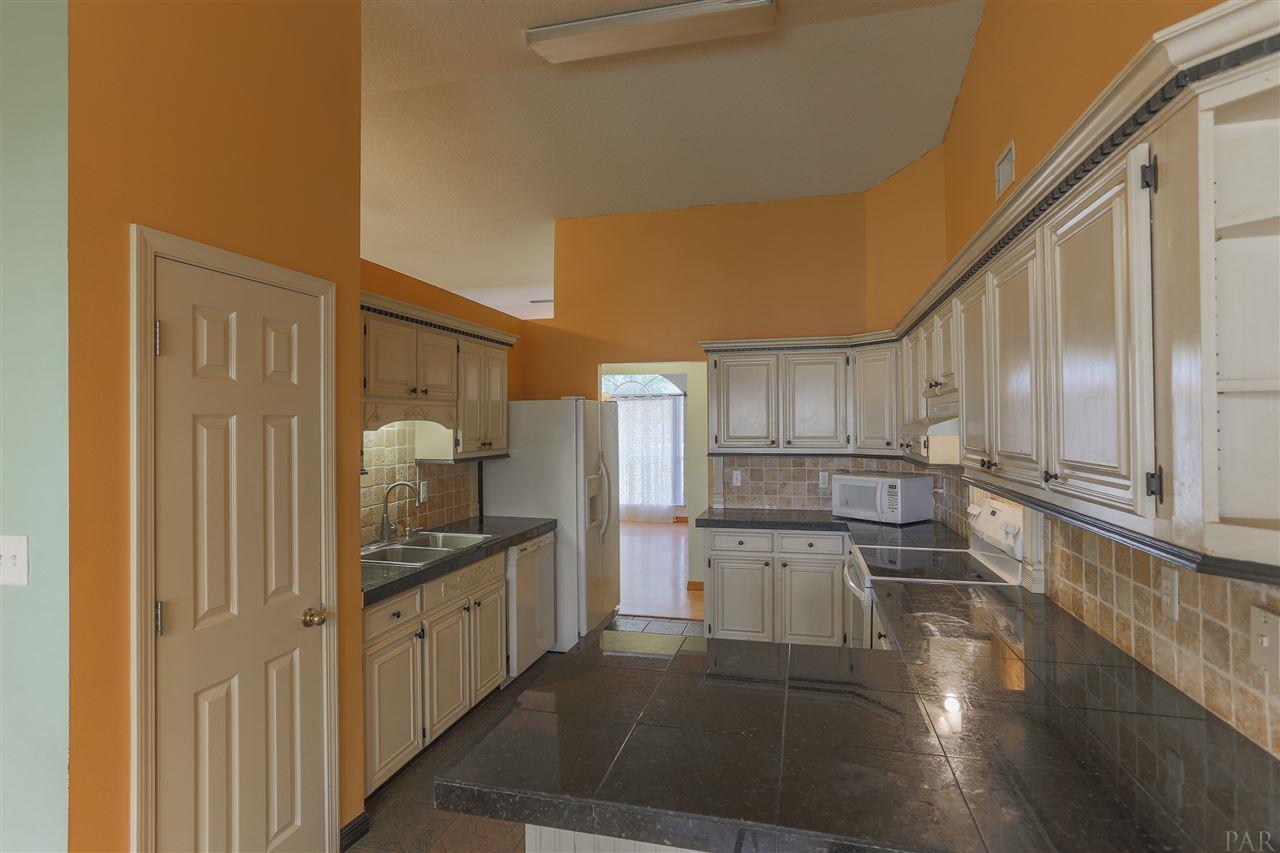 5534 Berrybrook Circle Pace, FL 32571 - Photo 20 of 46