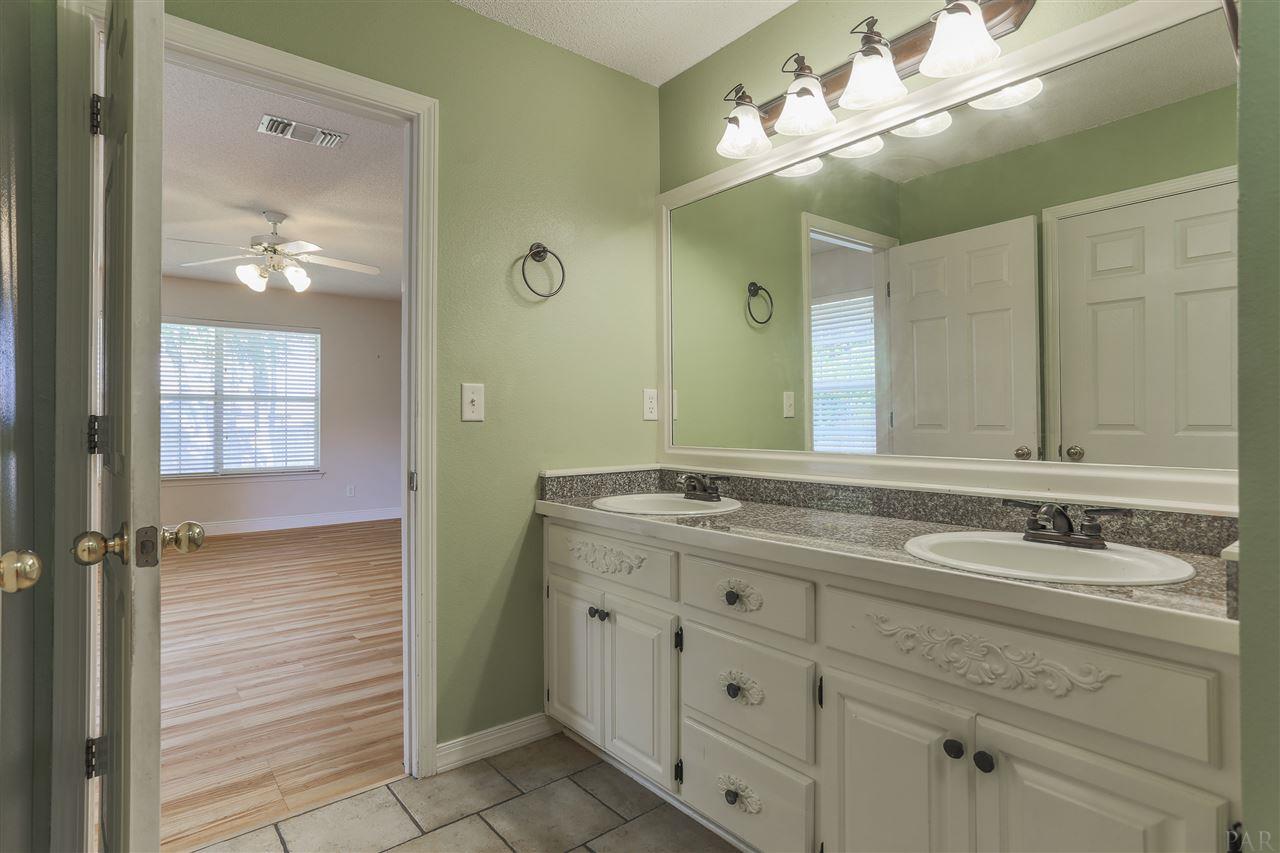 5534 Berrybrook Circle Pace, FL 32571 - Photo 27 of 46