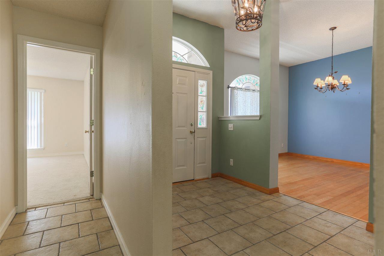 5534 Berrybrook Circle Pace, FL 32571 - Photo 7 of 46