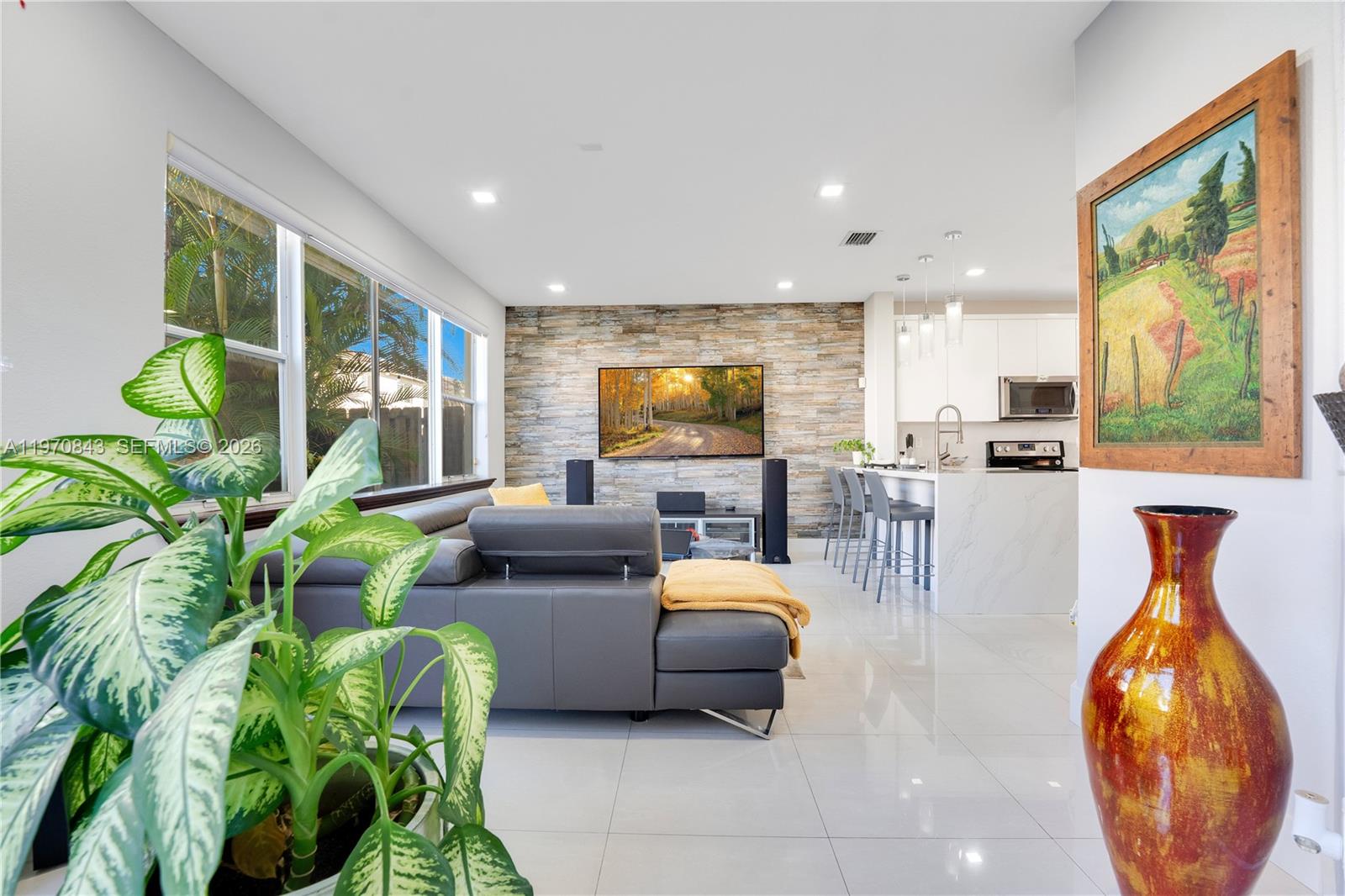 11261 Northwest 55th Lane Doral, FL 33178 - Photo 13 of 31