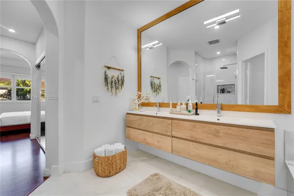 $4,600 | 11261 Northwest 55th Lane, Doral, FL 33178