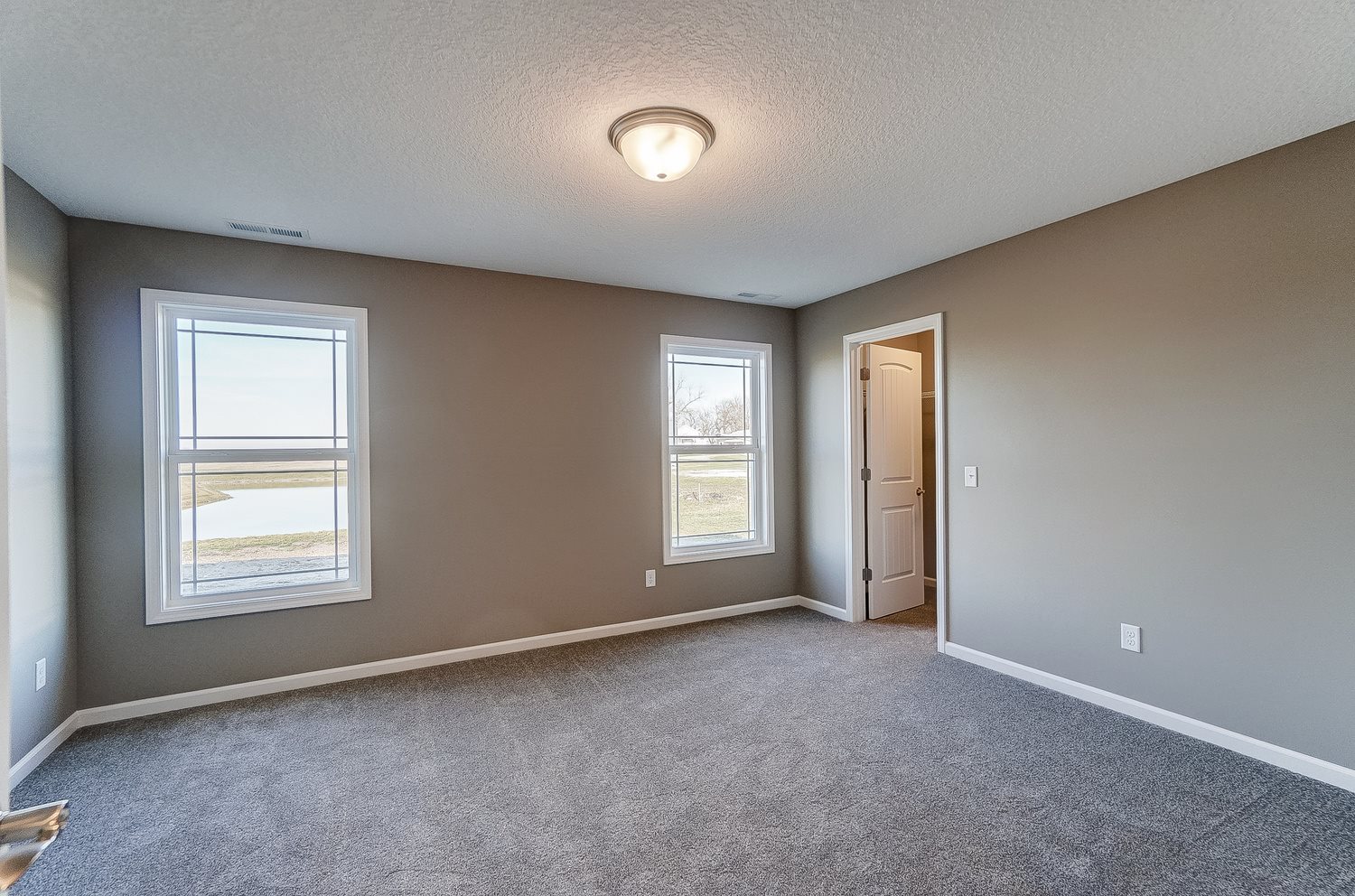 12057 Bozzio Road Fort Wayne, IN 46818 - Photo 24 of 36 Gallery Image 24