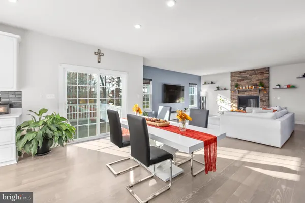 $889,900 | 12301 Fawn Lake Parkway, Spotsylvania, VA 22551