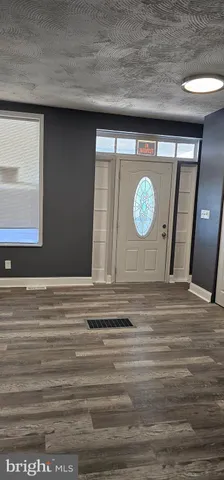 a view of a livingroom