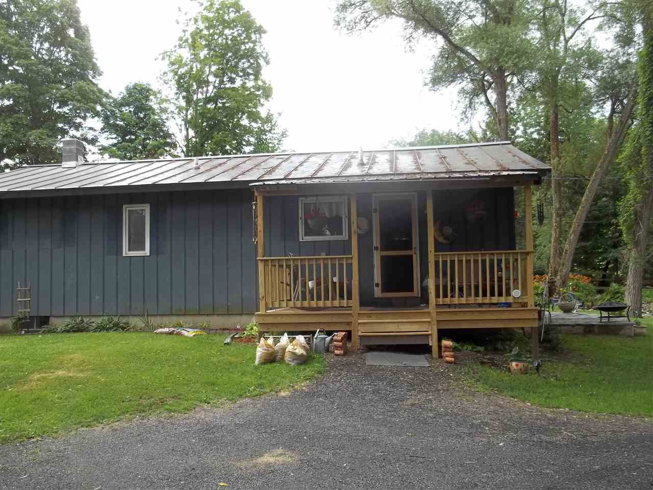 61 Tower Lane West Rutland, VT 05777 - Photo 4 of 20 Gallery Image 4