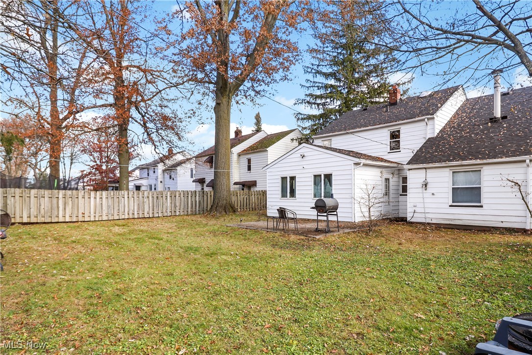1352 Croyden Road Lyndhurst, OH 44124 - Photo 25 of 25