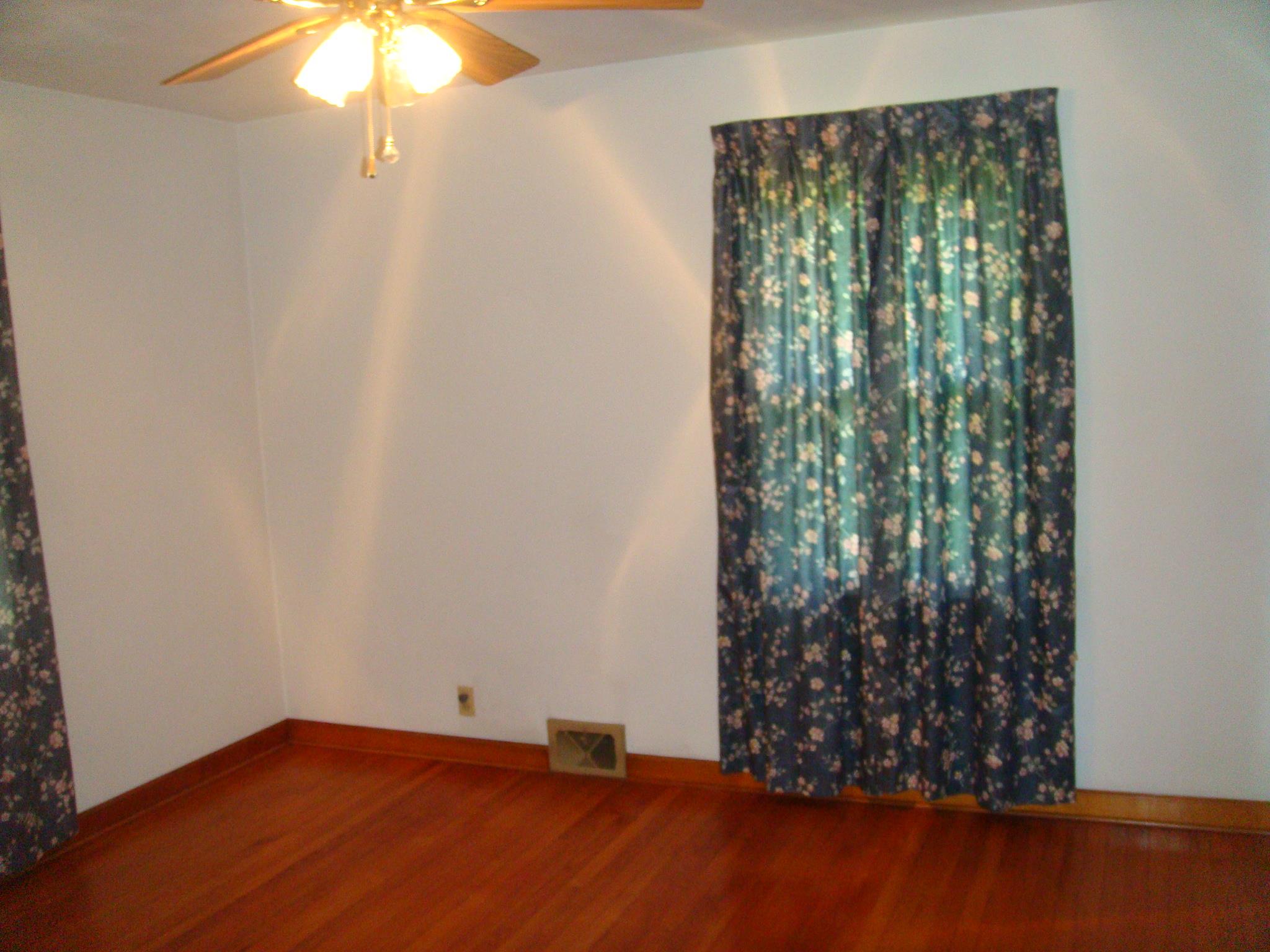 828 East Center Road Kokomo, IN 46902 - Photo 11 of 19 Gallery Image 11