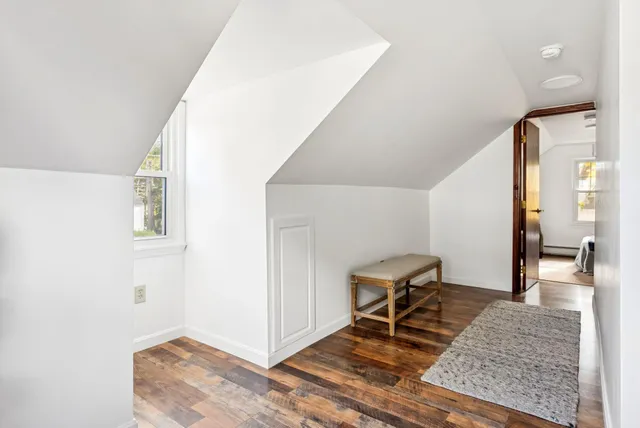 $585,000 | 7 Farm Hill Road, Cape Elizabeth, ME 04107