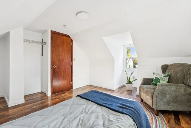 $585,000 | 7 Farm Hill Road, Cape Elizabeth, ME 04107