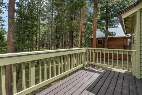 $1,600,000 | 272 Ridge Way, Mammoth Lakes, CA 93546