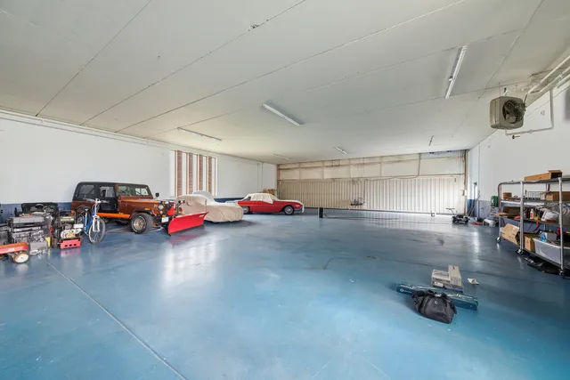 $1,950,000 | 607 Berkshire Court, Downers Grove, IL 60516