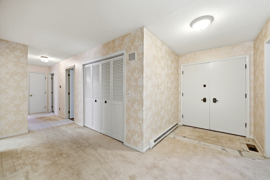 1303 Plumtree Road Springfield, MA 01119 - Photo 17 of 39 Gallery Image 17