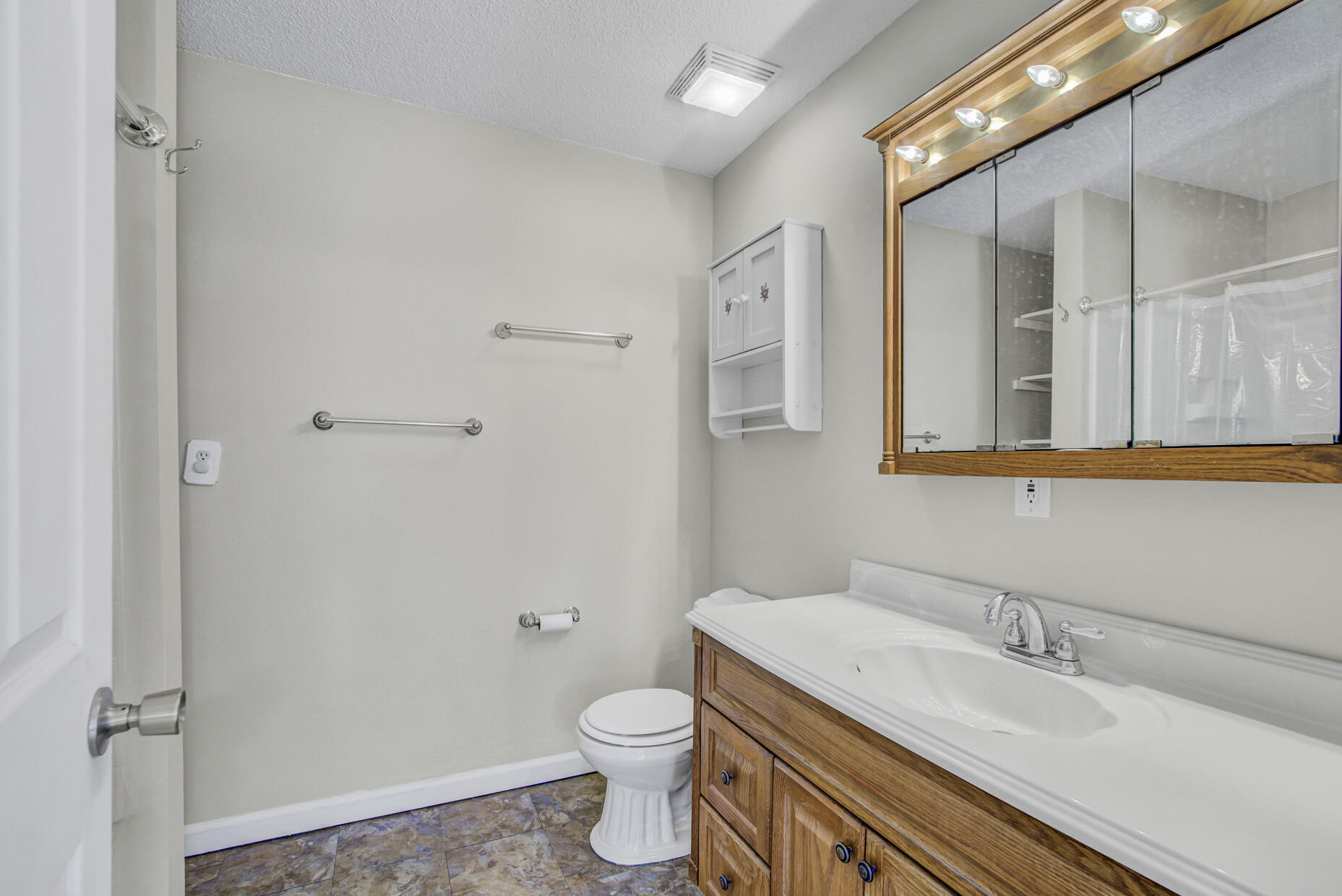 1314 Hampshire Road Charleston, SC 29412 - Photo 32 of 39 31
