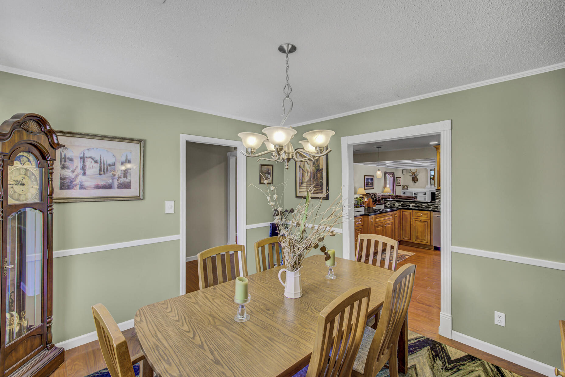 1314 Hampshire Road Charleston, SC 29412 - Photo 7 of 39 5