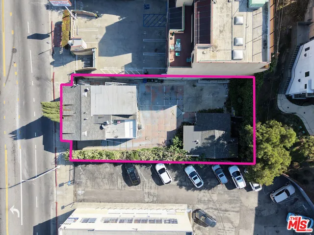 a picture of city view