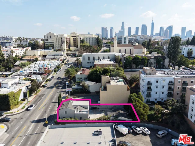 $969,000 | 2352 West 3rd Street, Los Angeles, CA 90057