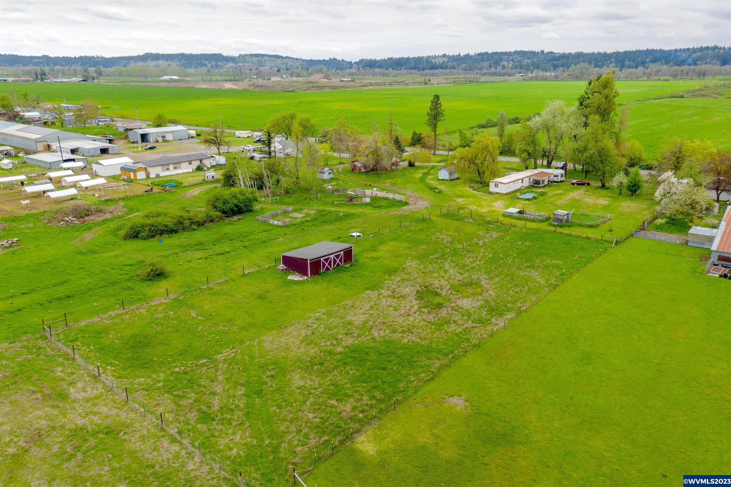 6846 Little Road Southeast Turner, OR 97392 - Photo 12 of 28 Gallery Image 12