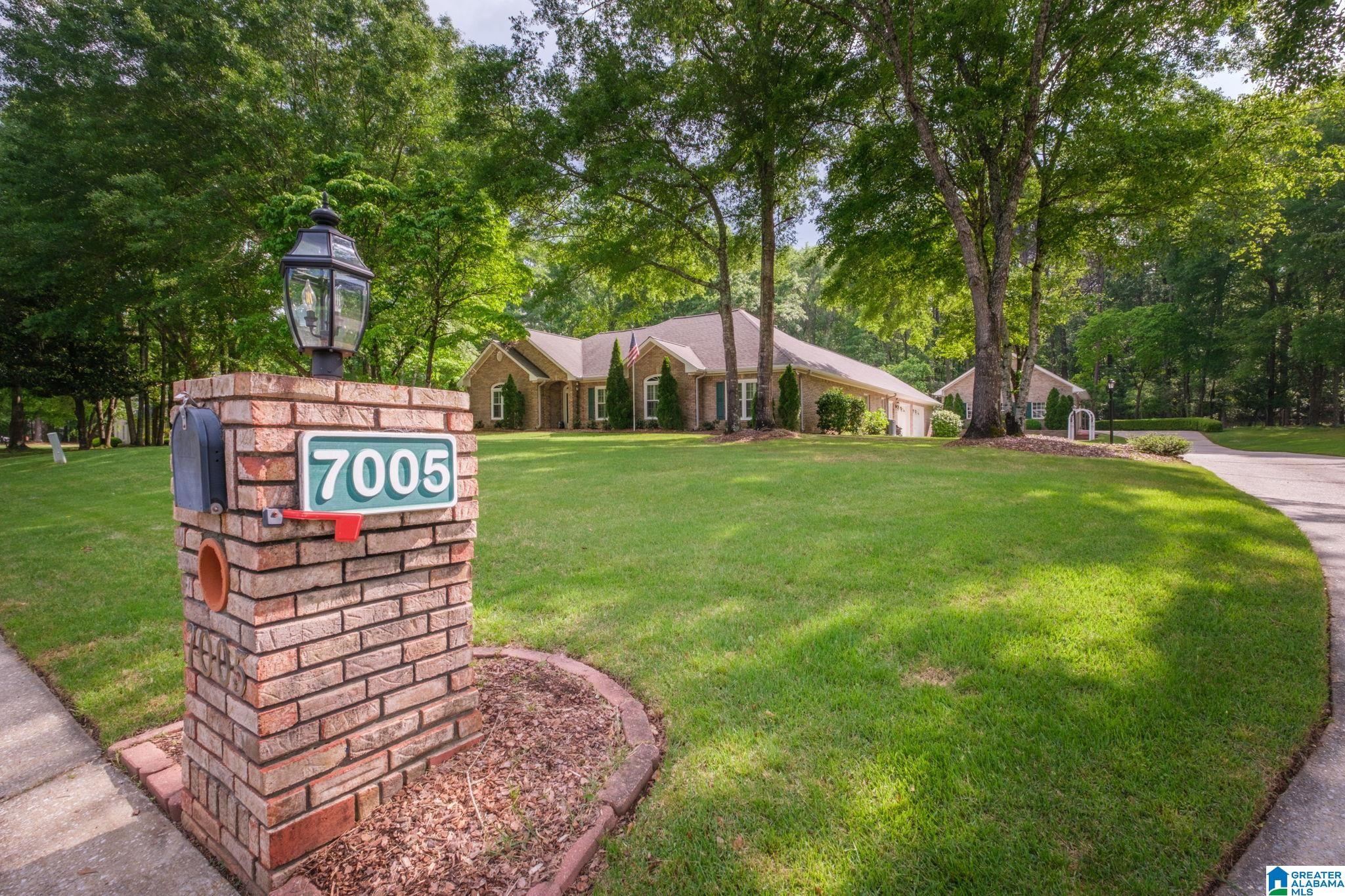 7005 Indian Ridge Drive Pelham, AL 35124 - Photo 1 of 56