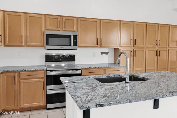 $630,000 | 3716 East Feather Avenue, Gilbert, AZ 85234