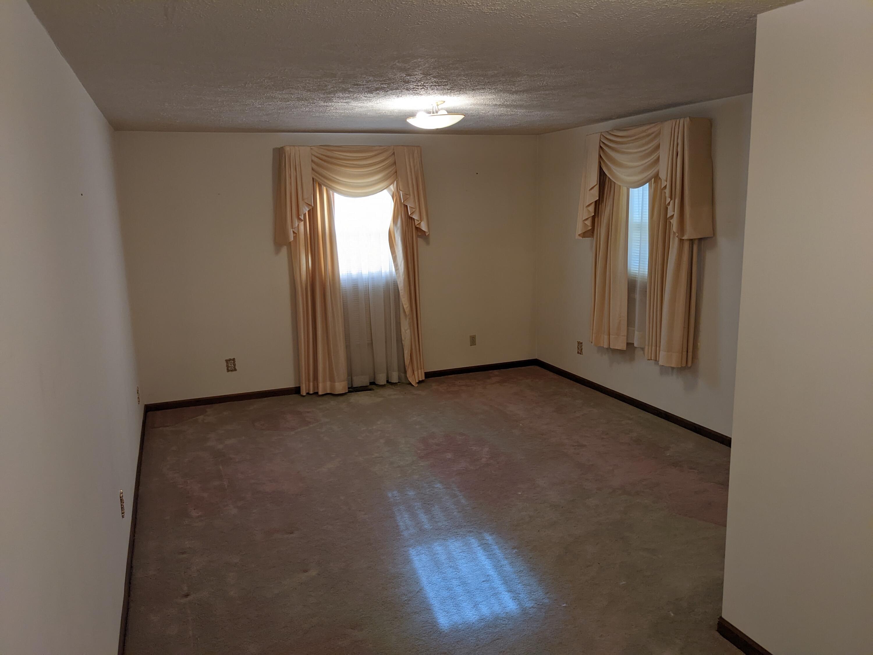 6103 Crystal Lane Wise, VA 24293 - Photo 8 of 19 Master Bedroom