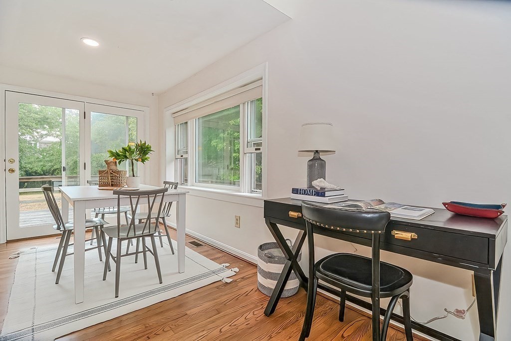 203 Zeno Crocker Road Centerville, MA 02632 - Photo 7 of 32 Gallery Image 7