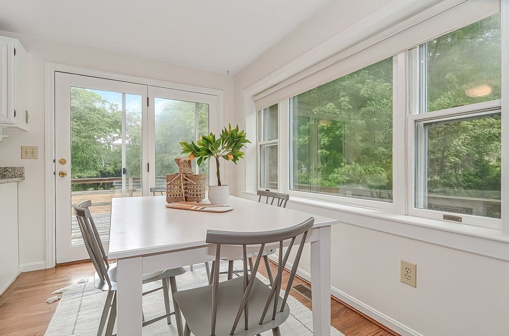 203 Zeno Crocker Road Centerville, MA 02632 - Photo 9 of 32 Gallery Image 9