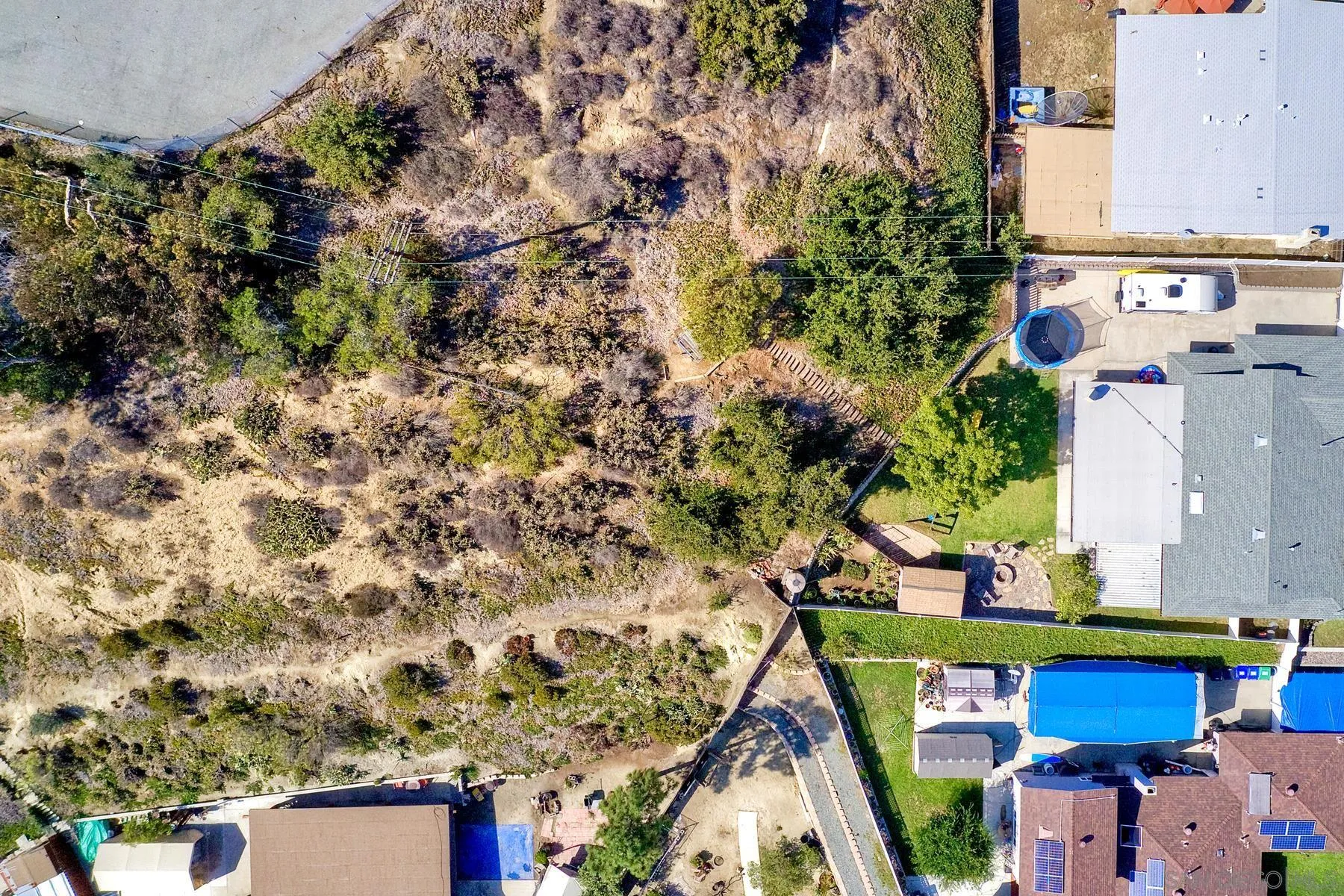 2162 Rising Glen Way San Diego, CA 92139 - Photo 39 of 48 an aerial view of a houses with yard