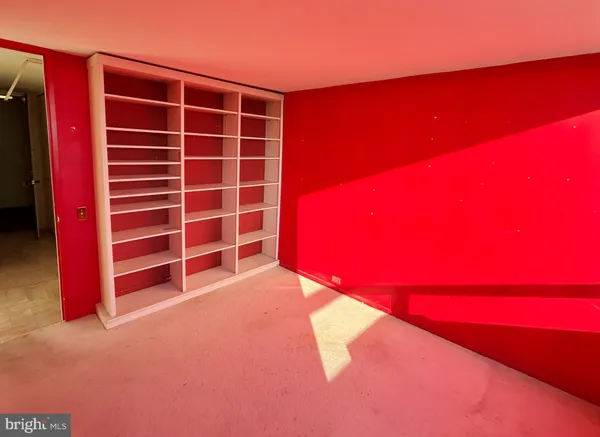 $138,000 | 4000 North Charles Street, Unit 1510, Baltimore, MD 21218