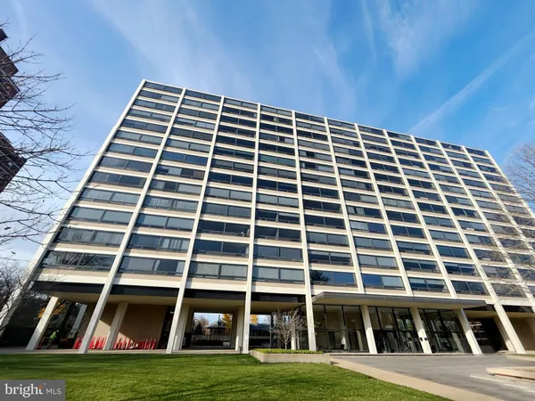 $138,000 | 4000 North Charles Street, Unit 1510, Baltimore, MD 21218