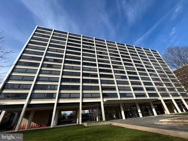 $138,000 | 4000 North Charles Street, Unit 1510, Baltimore, MD 21218