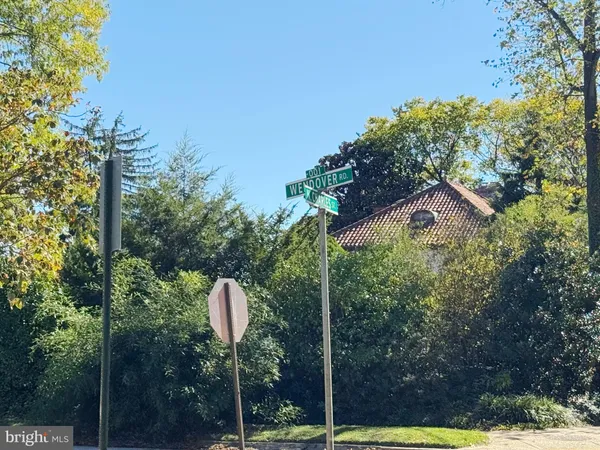 $138,000 | 4000 North Charles Street, Unit 1510, Baltimore, MD 21218