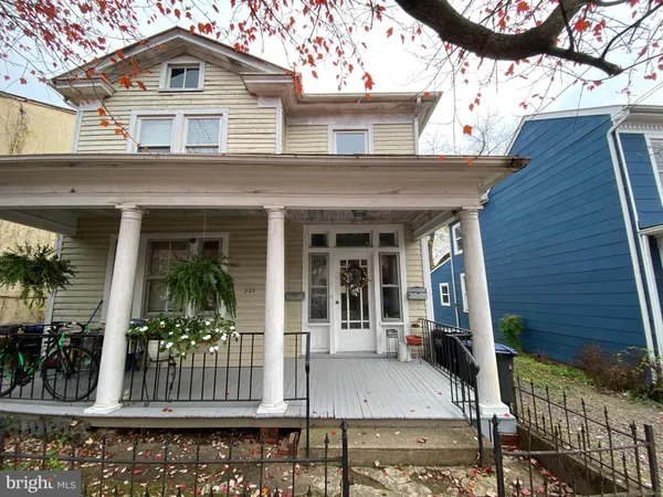 $1,645 | 320 Wolfe Street, Unit A, Fredericksburg, VA 22401