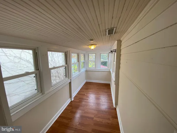 $1,645 | 320 Wolfe Street, Unit A, Fredericksburg, VA 22401