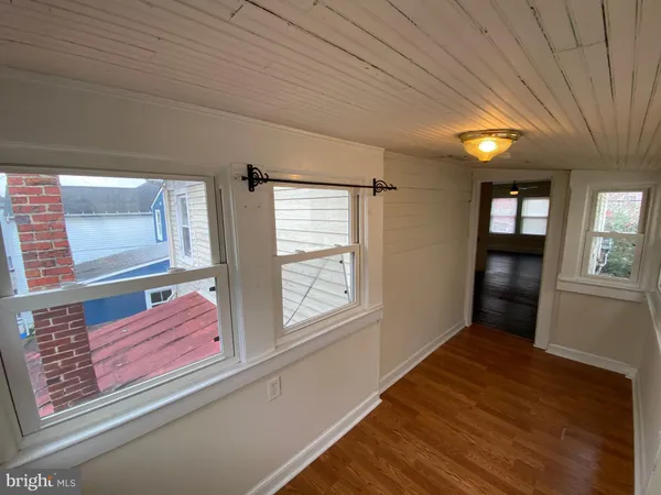 $1,645 | 320 Wolfe Street, Unit A, Fredericksburg, VA 22401