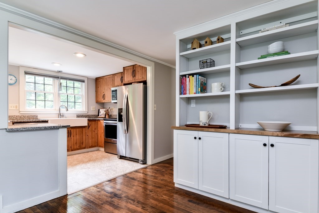 12 Curtis Road Hopkinton, MA 01748 - Photo 16 of 33 Gallery Image 16