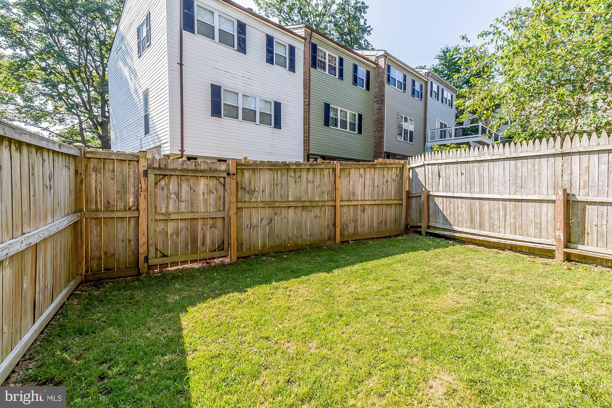 9705 Parkland Road Baltimore, MD 21234 - Photo 40 of 44 Nice level yard