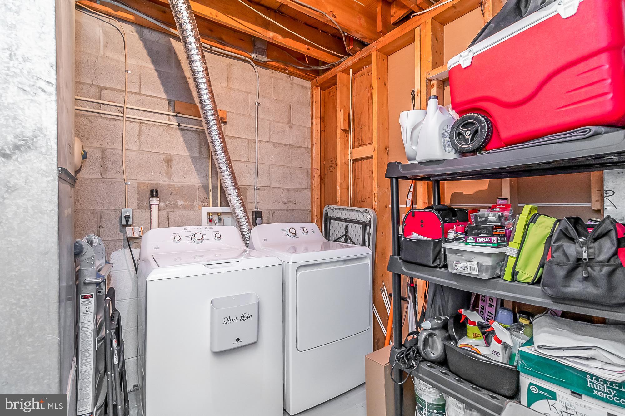 9705 Parkland Road Baltimore, MD 21234 - Photo 43 of 44 Washer and Dryer are included