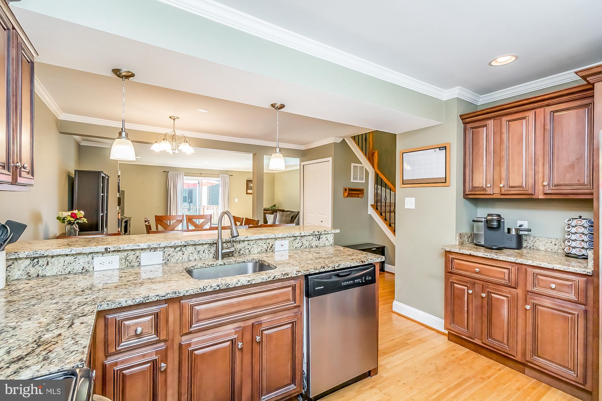 9705 Parkland Road Baltimore, MD 21234 - Photo 6 of 44 Gallery Image 6