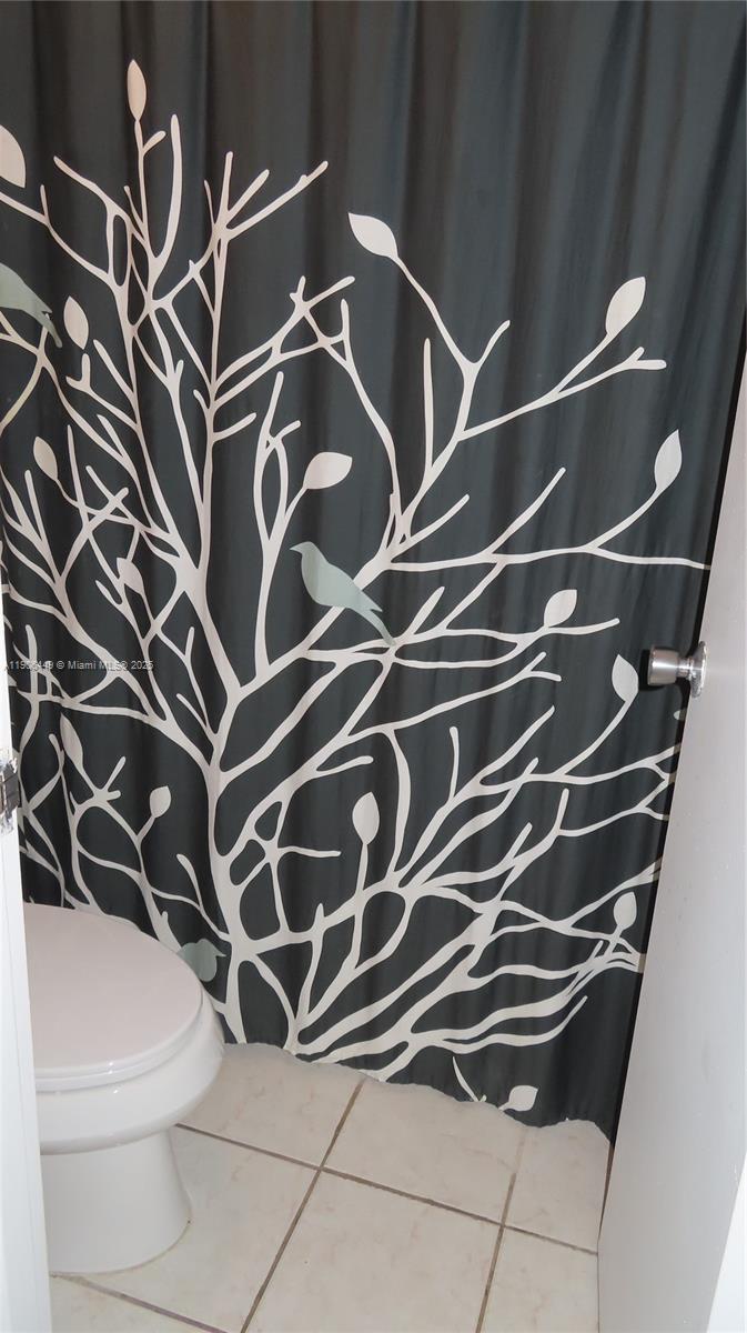 5701 Collins Avenue, Unit 511 Miami Beach, FL 33140 - Photo 21 of 51