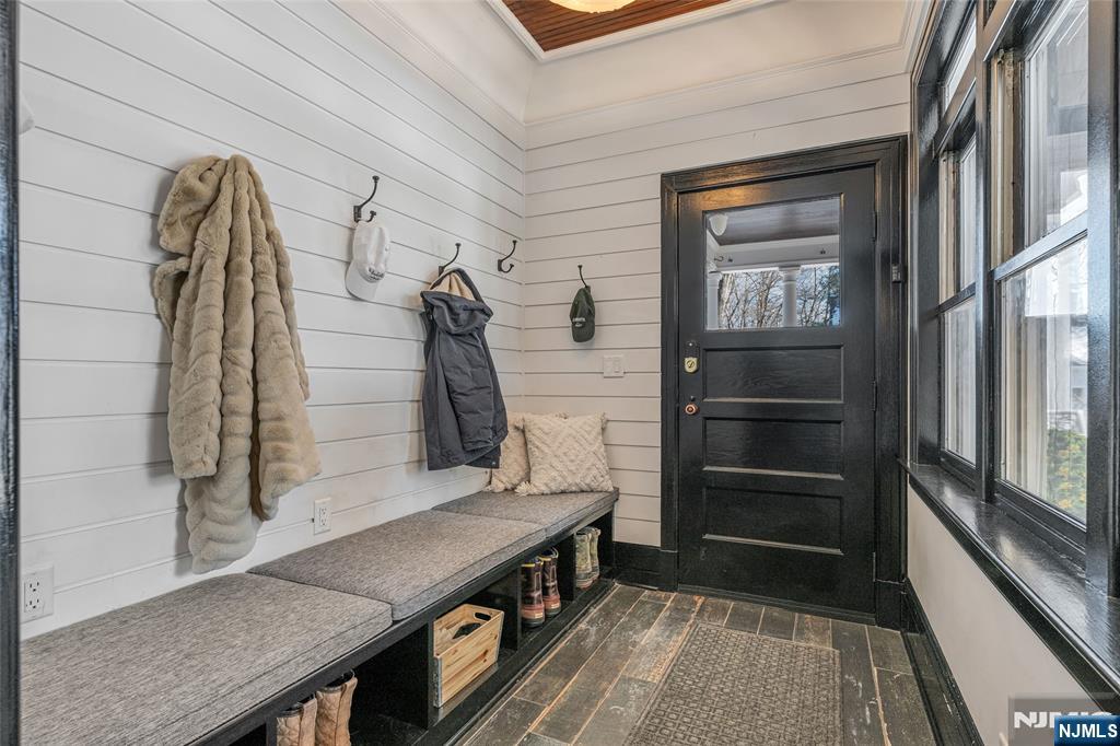 317 Prospect Street Ridgewood, NJ 07450 - Photo 16 of 50