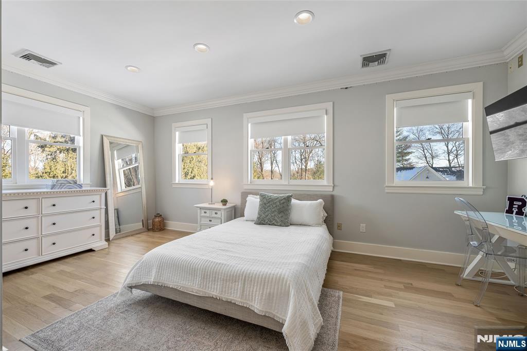 317 Prospect Street Ridgewood, NJ 07450 - Photo 31 of 50