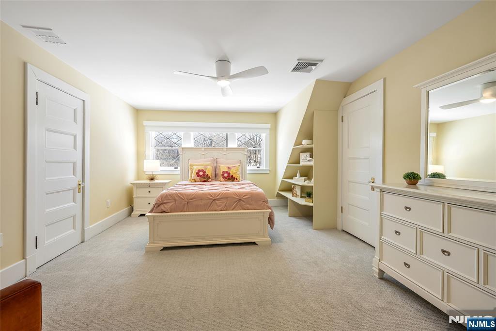 317 Prospect Street Ridgewood, NJ 07450 - Photo 36 of 50