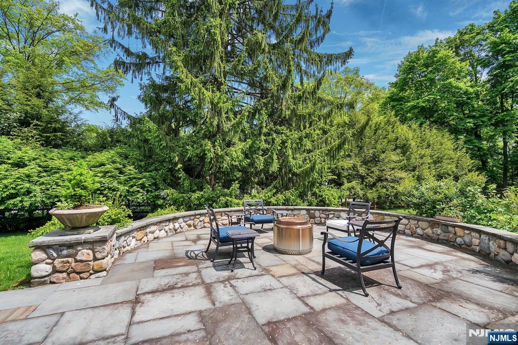 317 Prospect Street Ridgewood, NJ 07450 - Photo 44 of 50