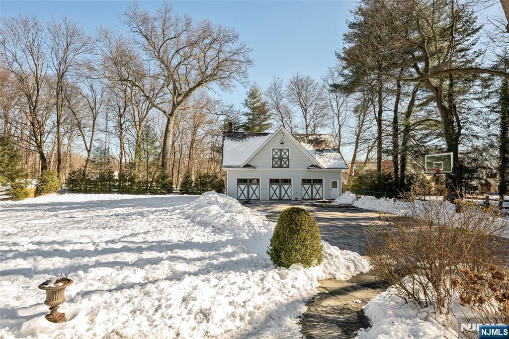 317 Prospect Street Ridgewood, NJ 07450 - Photo 46 of 50