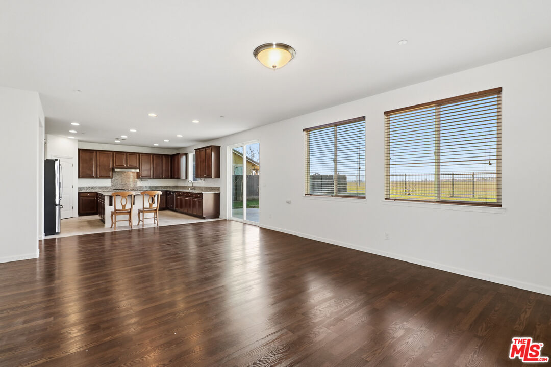 12011 Quail Falls Way Rancho Cordova, CA 95742 - Photo 11 of 48