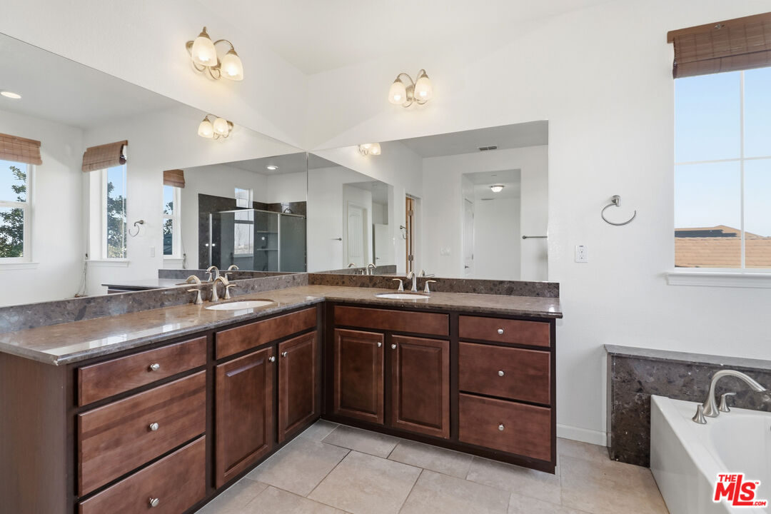 12011 Quail Falls Way Rancho Cordova, CA 95742 - Photo 24 of 48