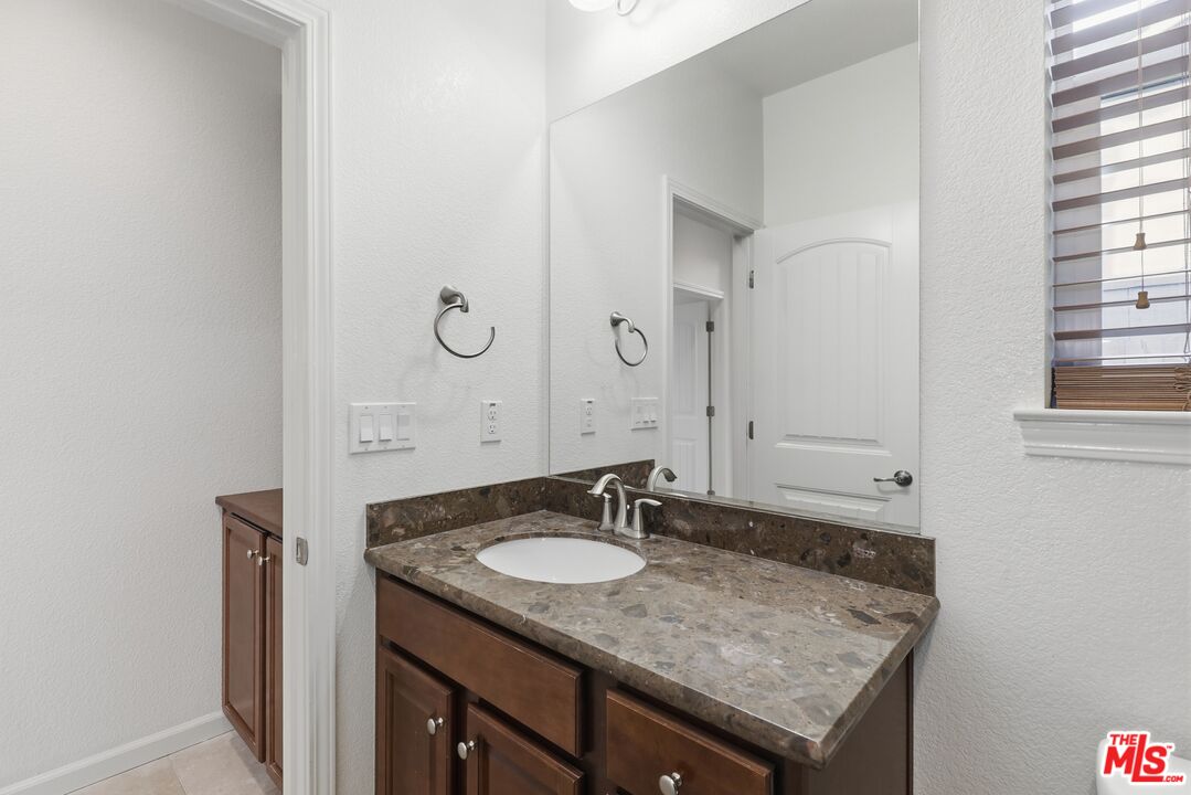 12011 Quail Falls Way Rancho Cordova, CA 95742 - Photo 38 of 48