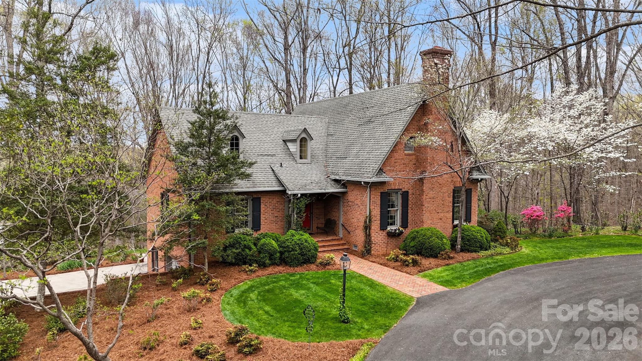 212 Deer Chase Road Shelby, NC 28150 - Photo 5 of 40 a front view of house with yard and green space