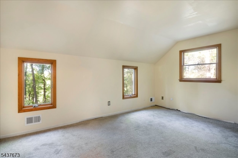 15 Burrell Road Lebanon, NJ 08833 - Photo 15 of 36