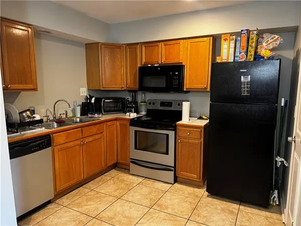 $239,000 | 3312 Pakenham Drive, Chalmette, LA 70043